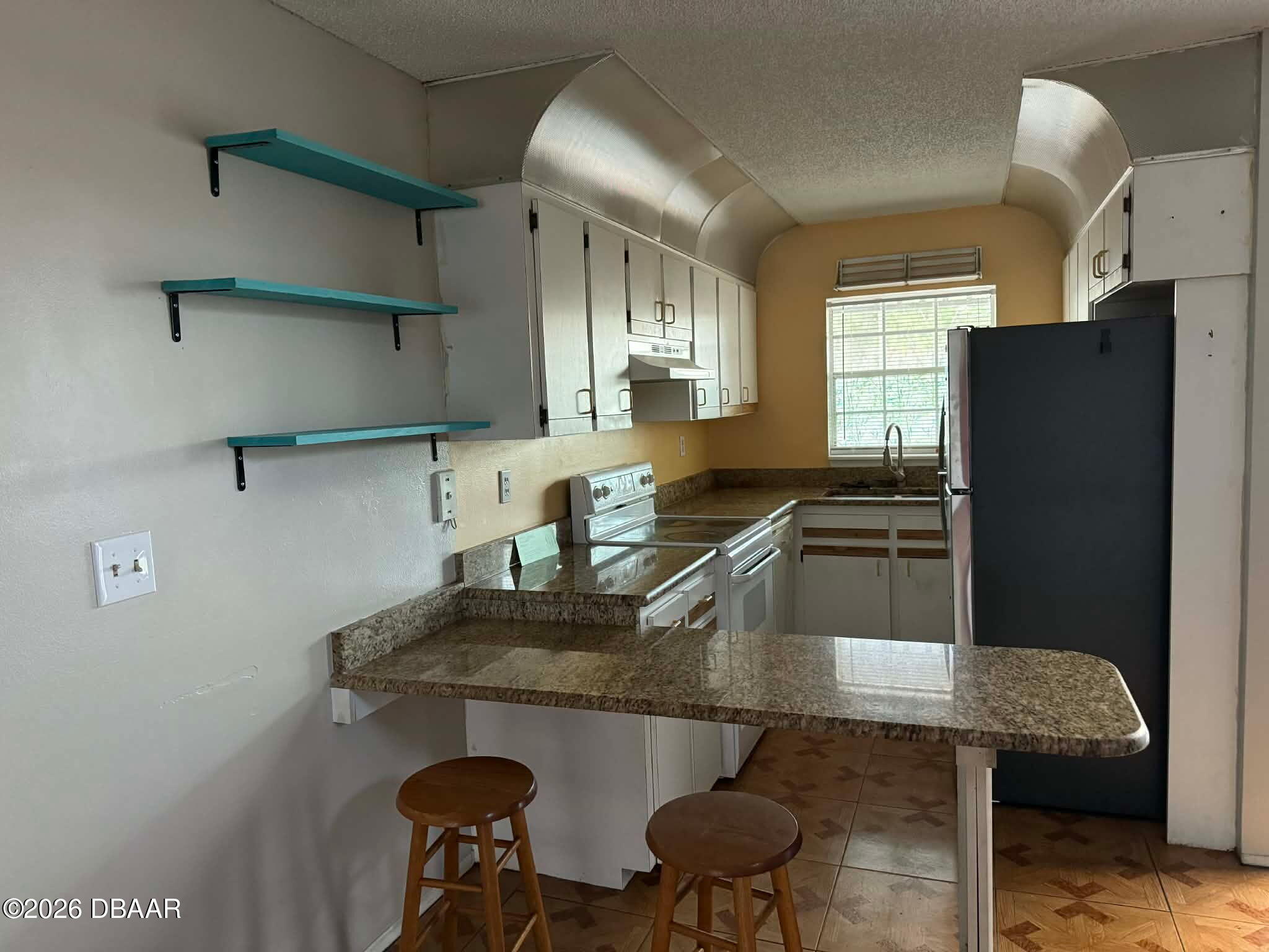 313 Dirksen Drive F16, DeBary Unit: F16