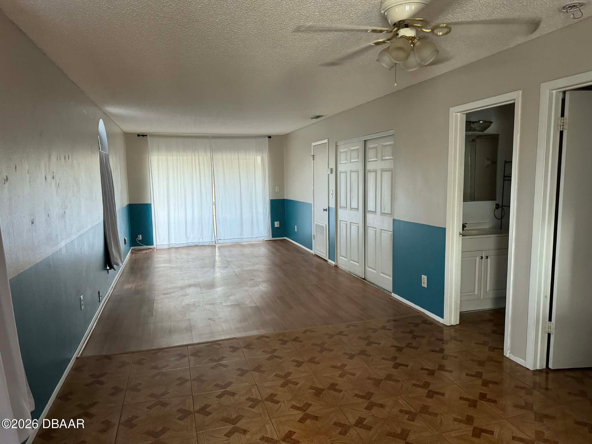 313 Dirksen Drive F16, DeBary Unit: F16