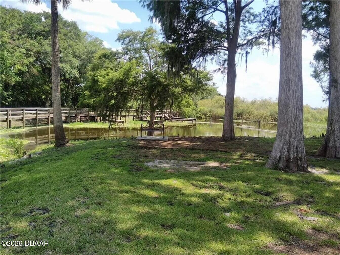 313 Dirksen Drive F16, DeBary Unit: F16