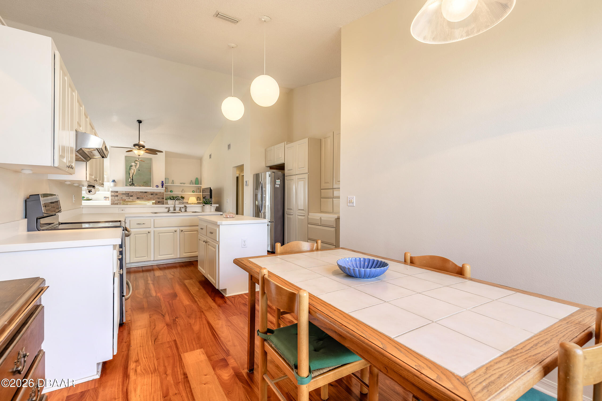 109 Brookhollow Circle