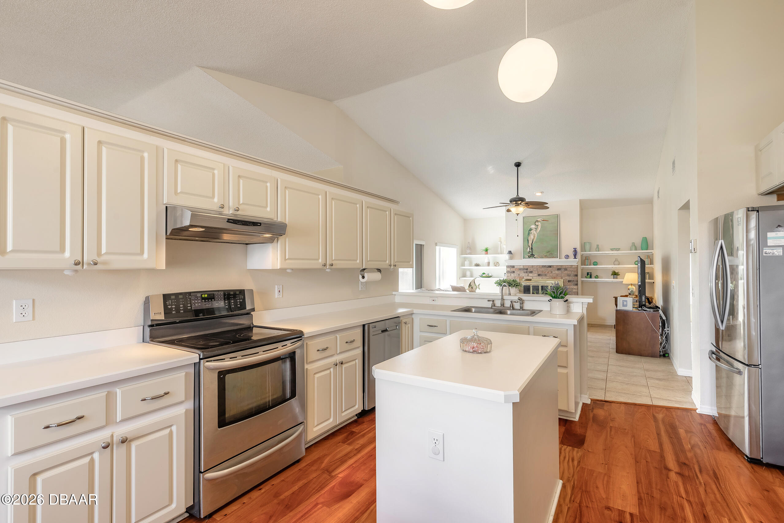 109 Brookhollow Circle