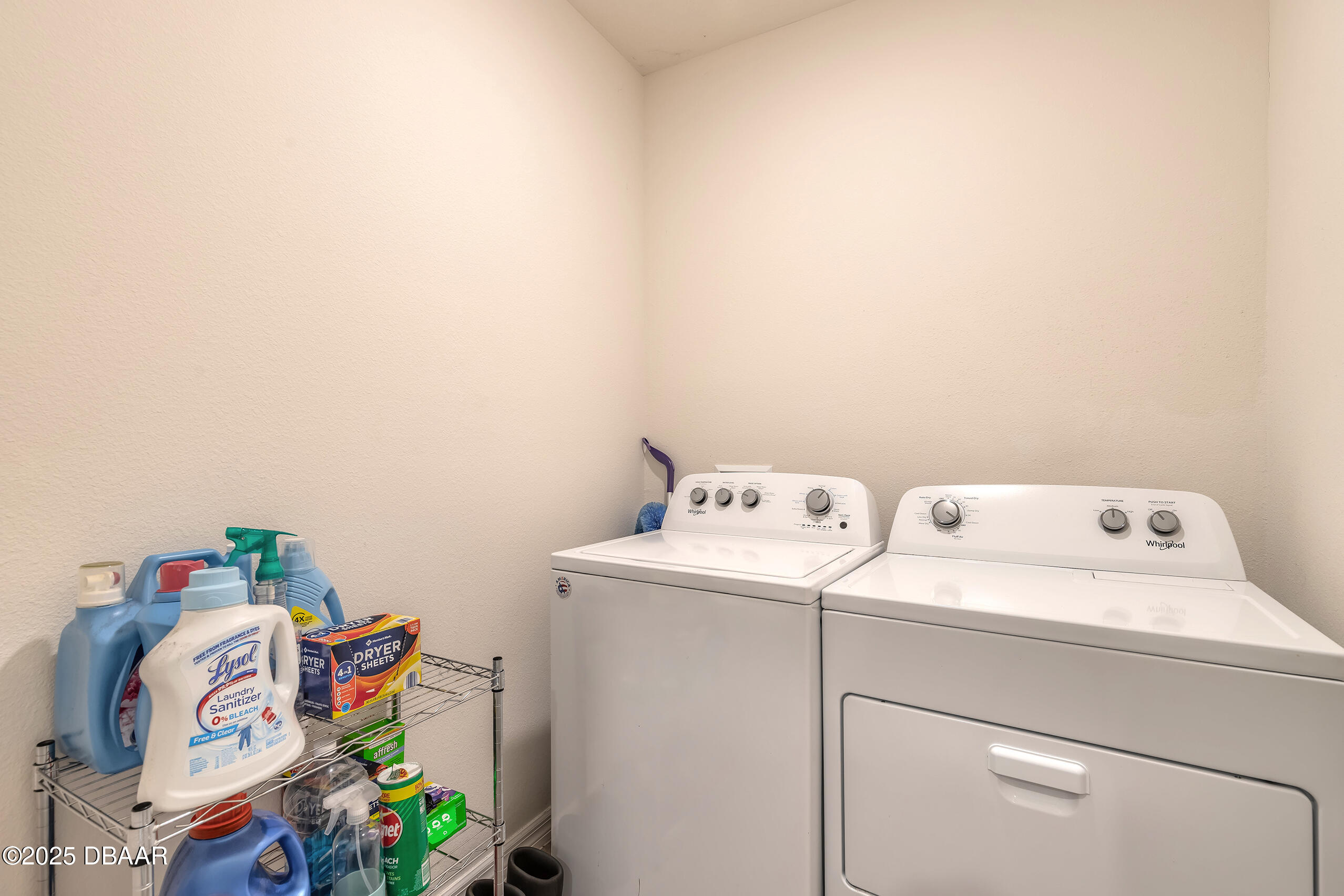 4273 NE 29th Place