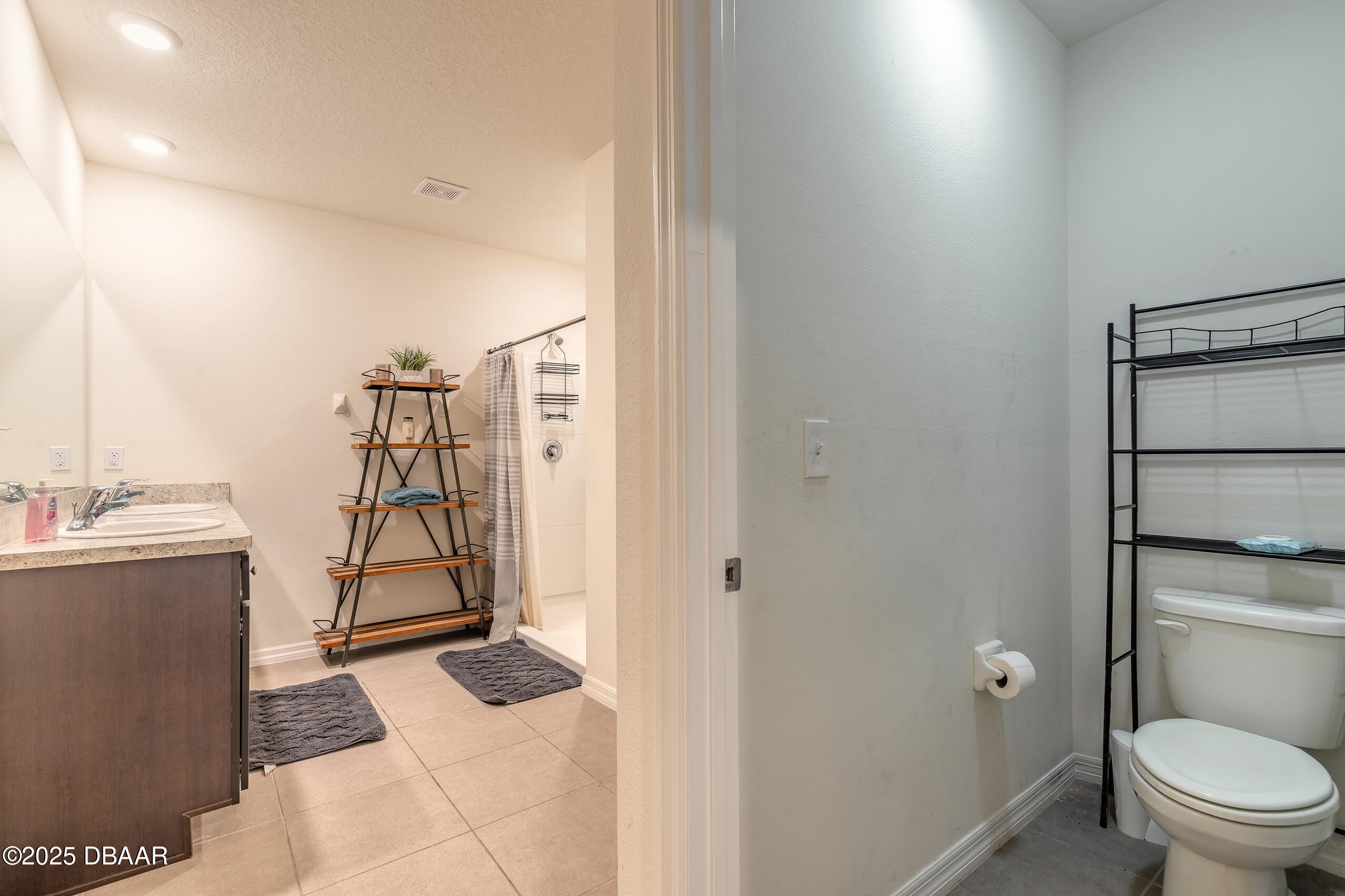 4273 NE 29th Place