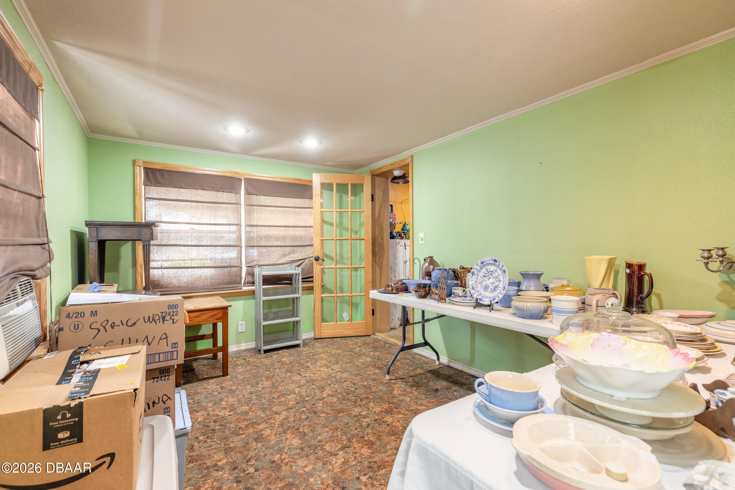 1219 Leon Lane