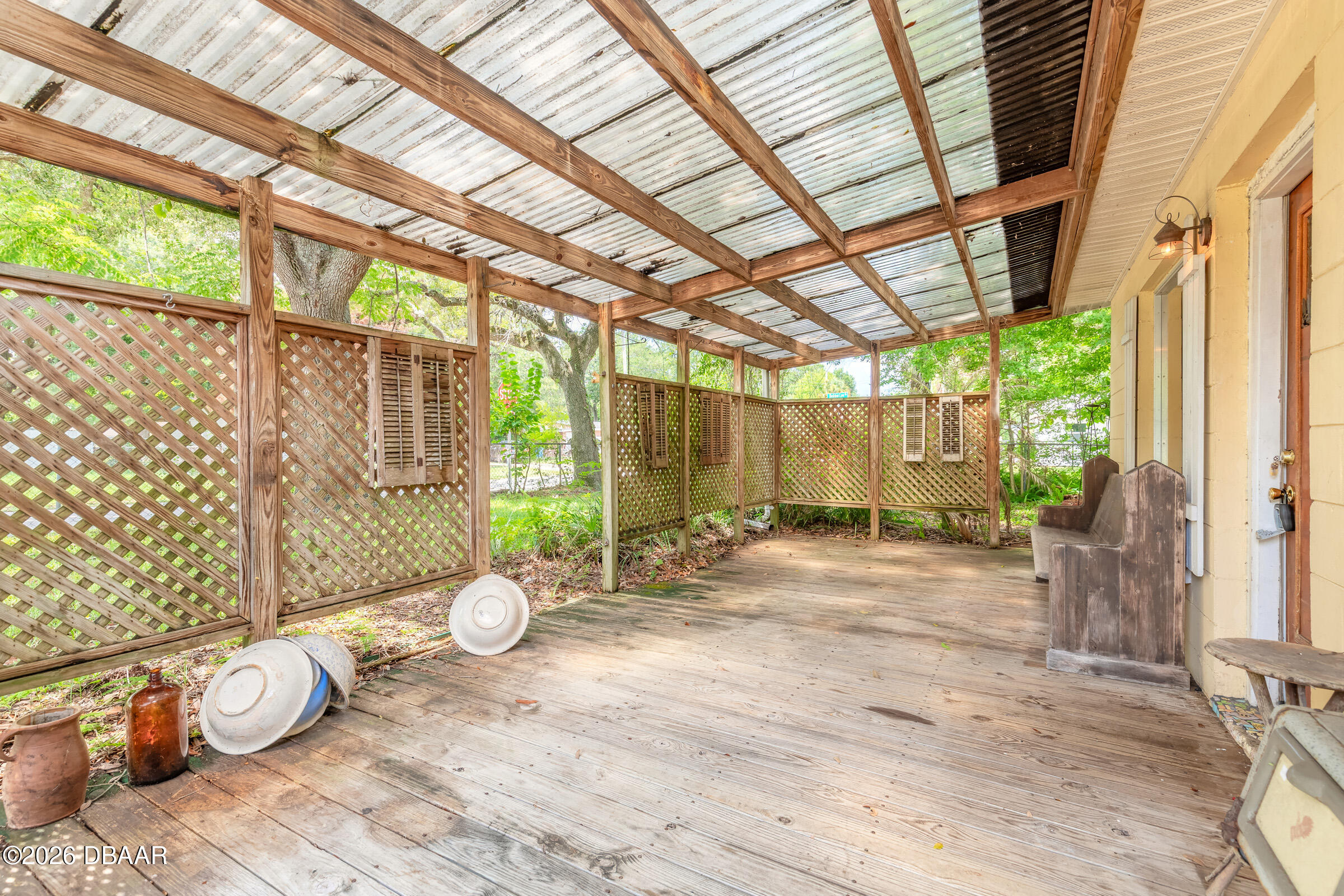1219 Leon Lane