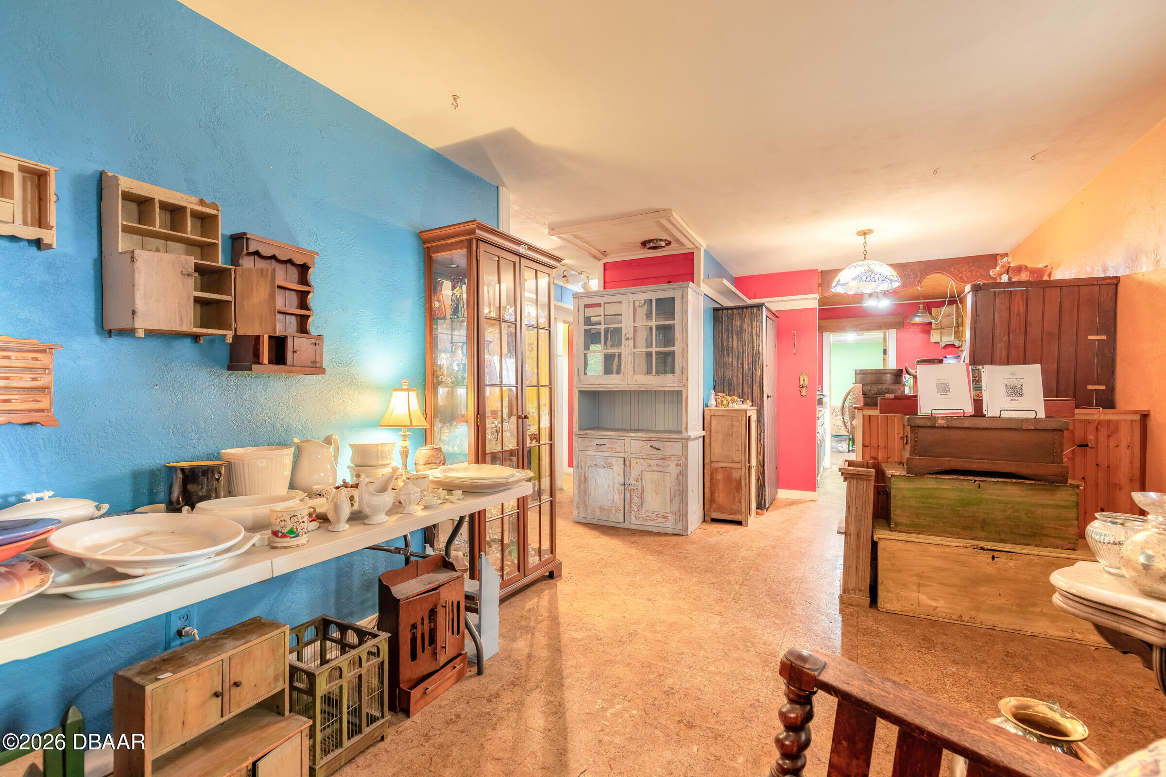 1219 Leon Lane