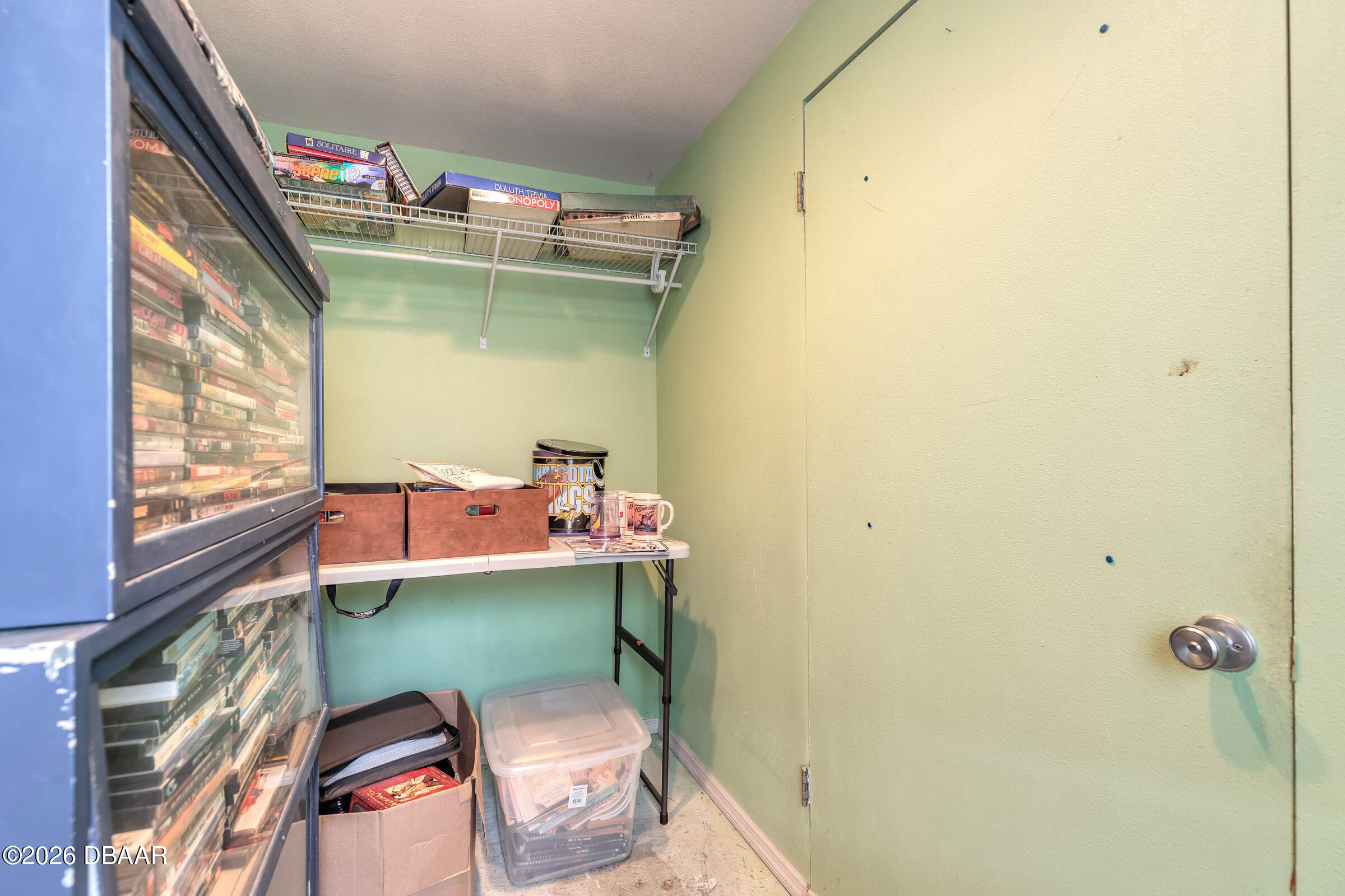 1219 Leon Lane