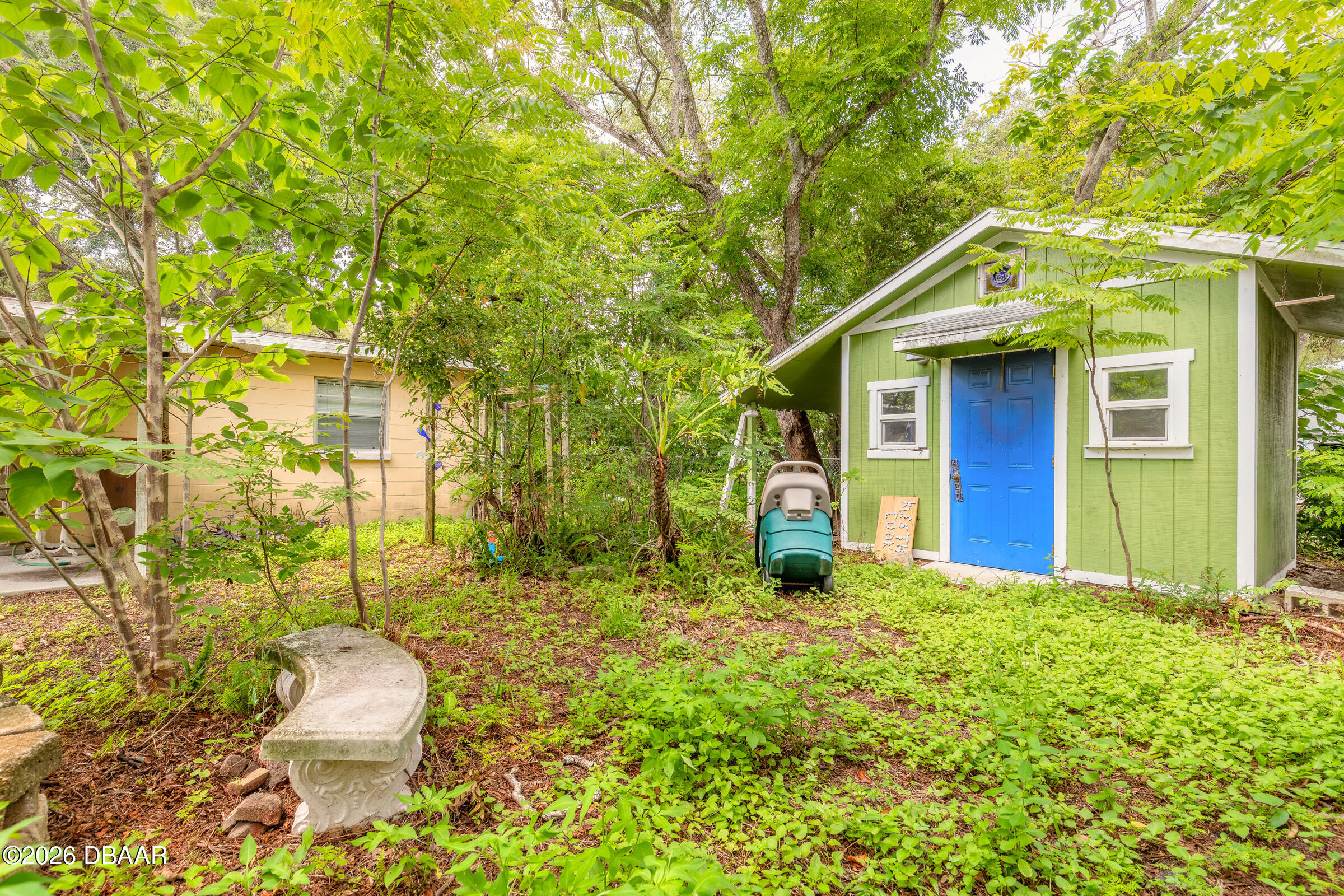 1219 Leon Lane