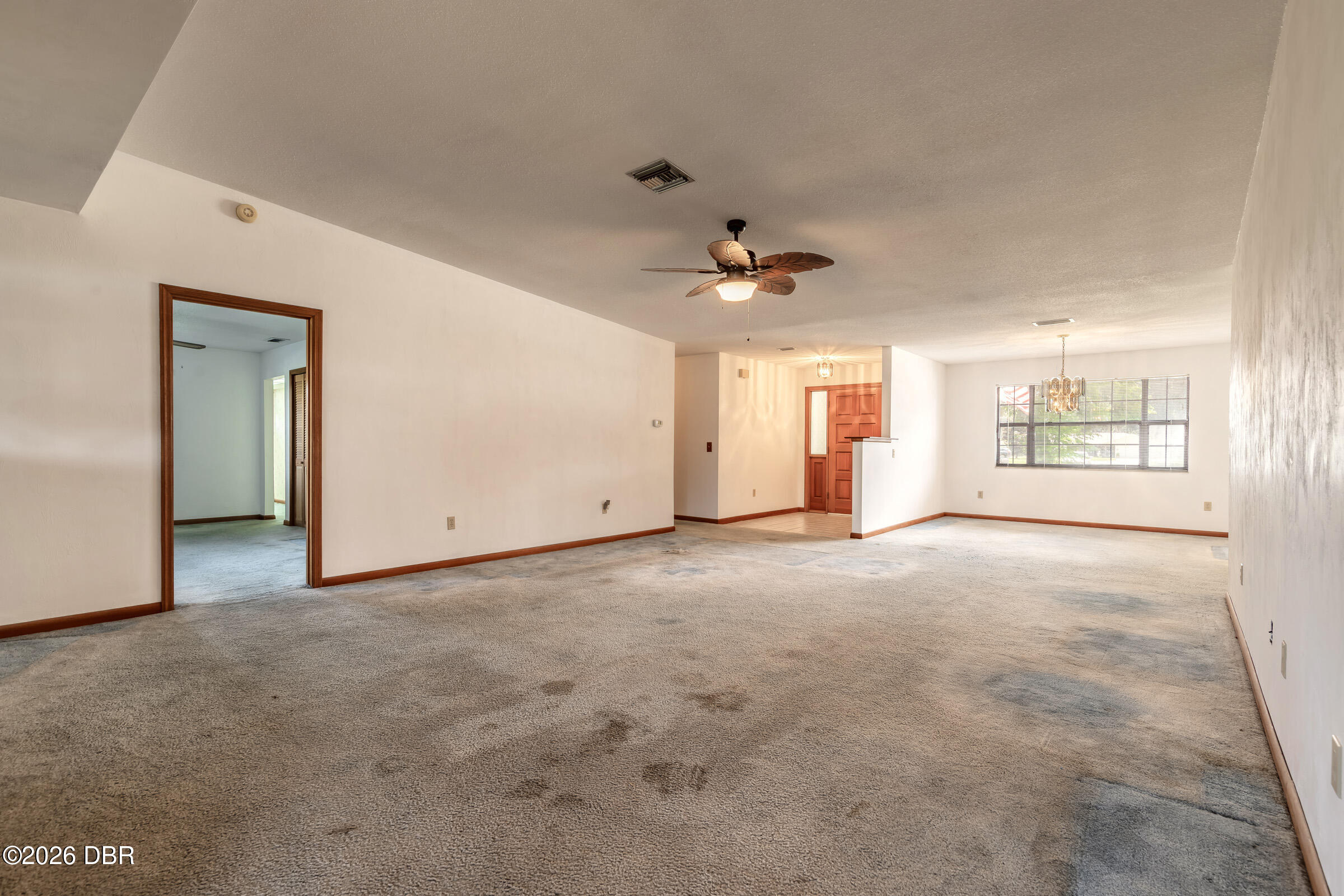 627 Ipswich Lane