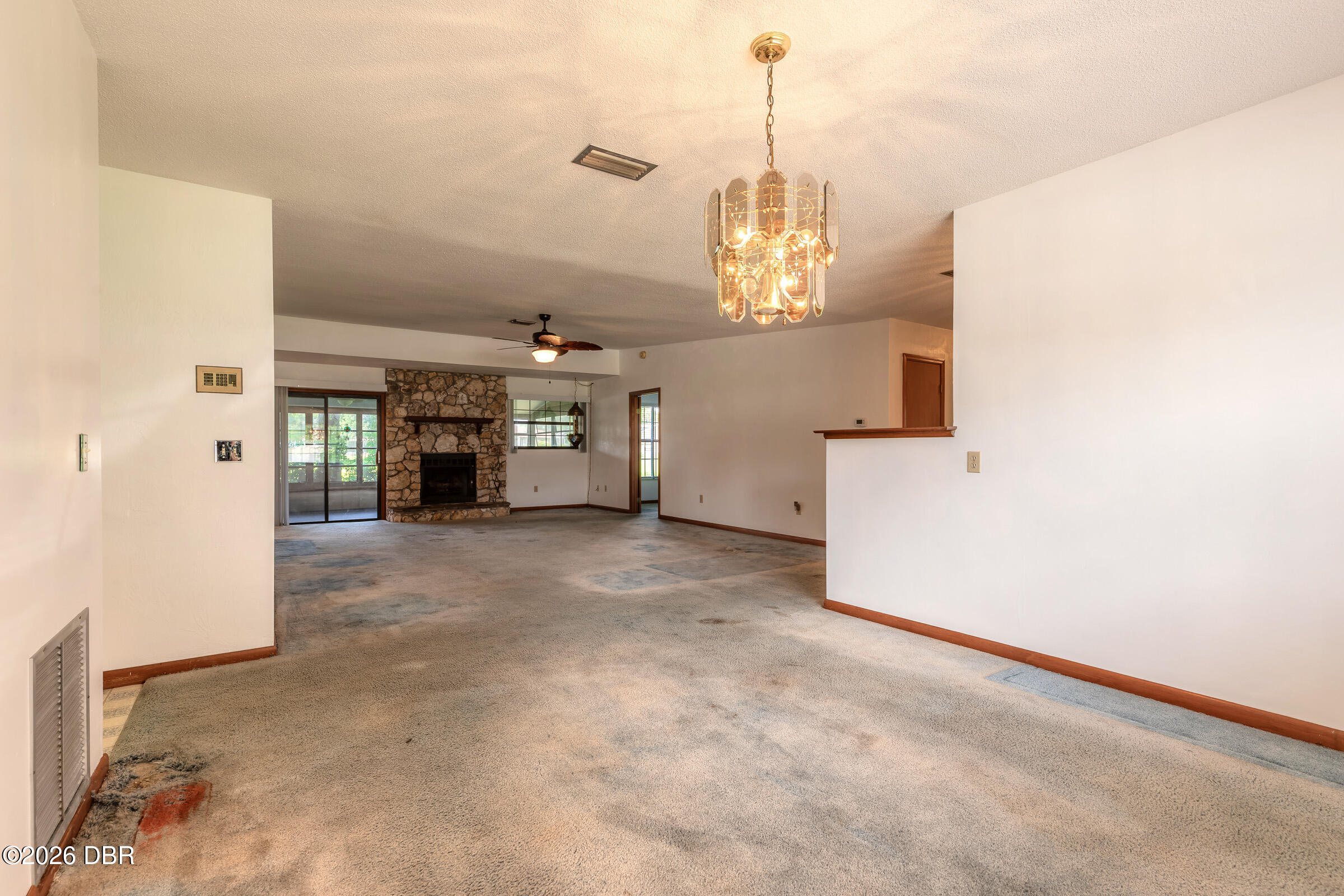627 Ipswich Lane