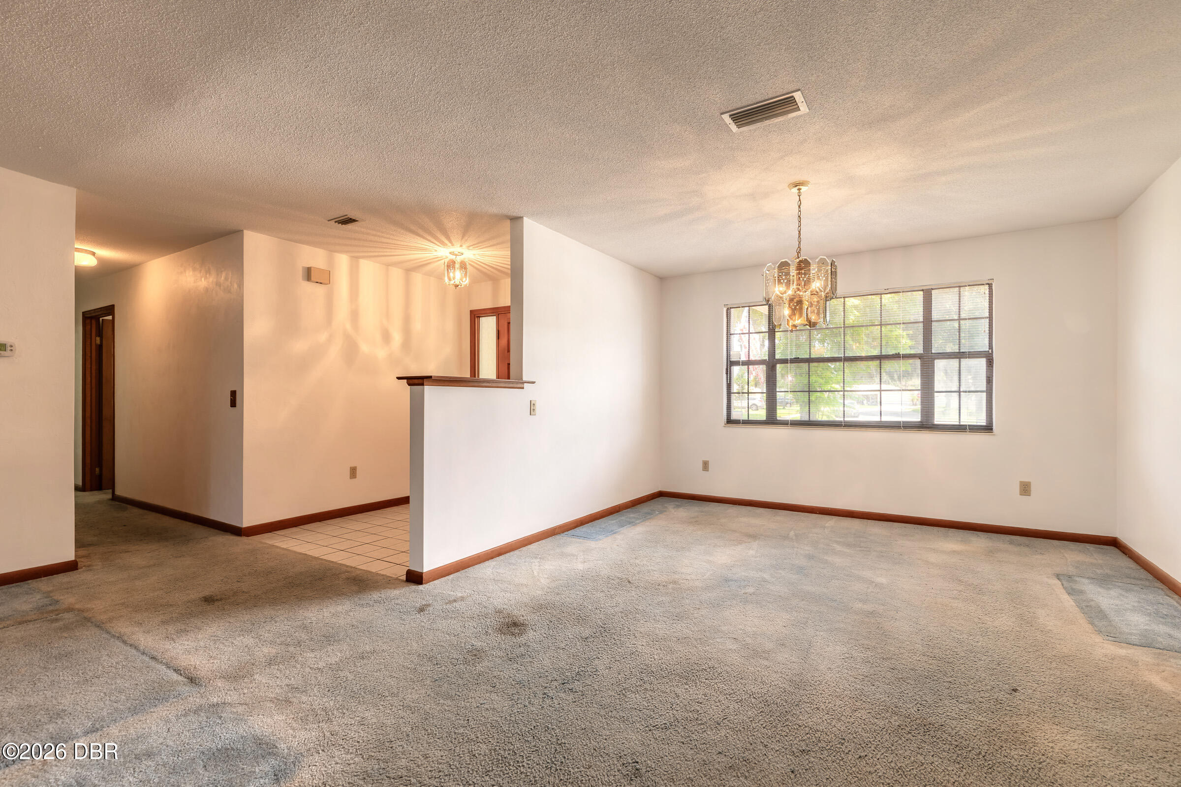 627 Ipswich Lane