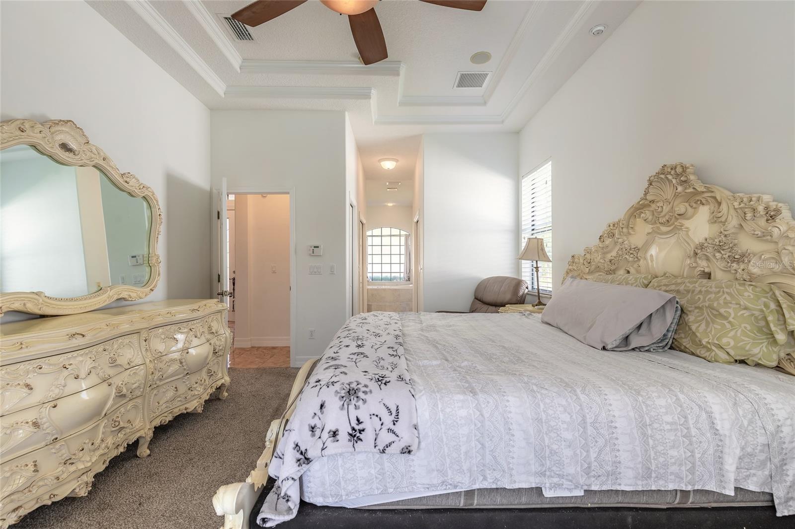 82 LANCELOT DR