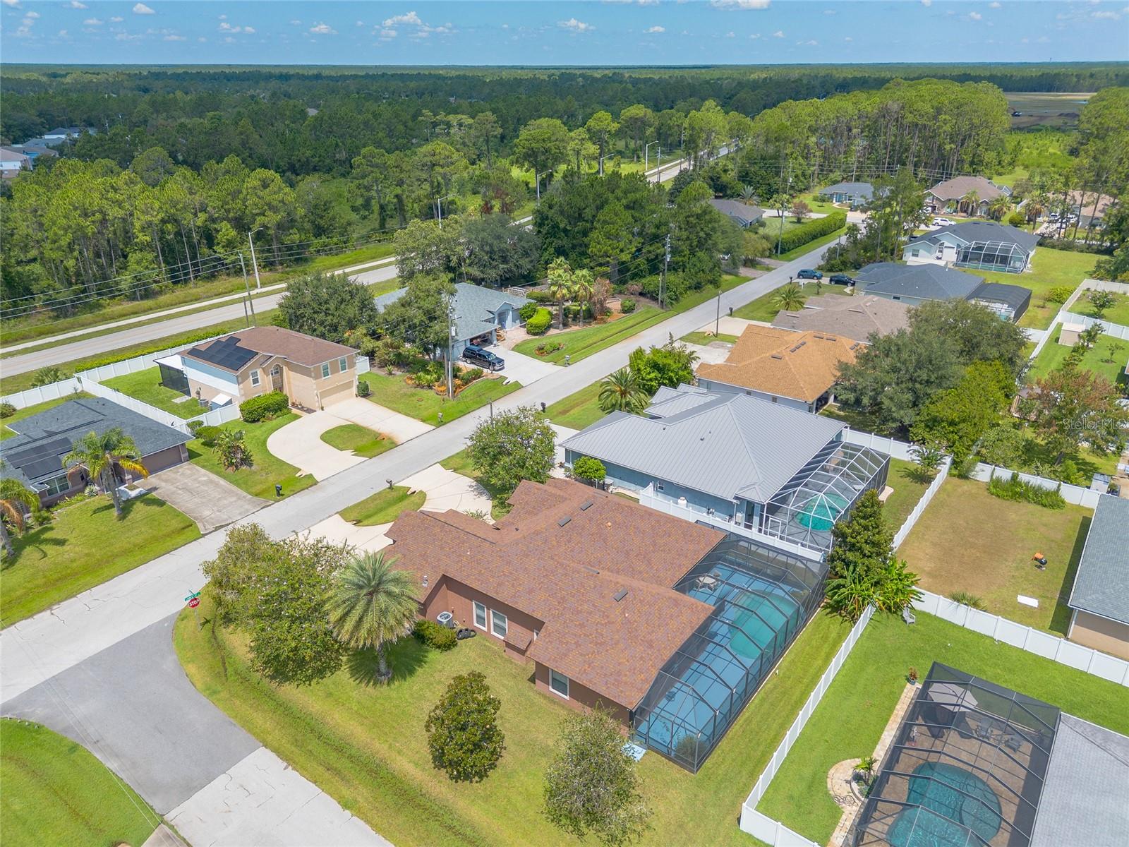 82 LANCELOT DR
