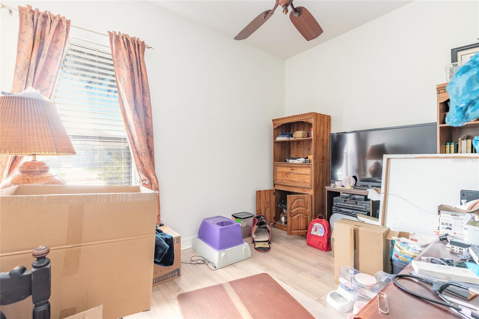 82 LANCELOT DR