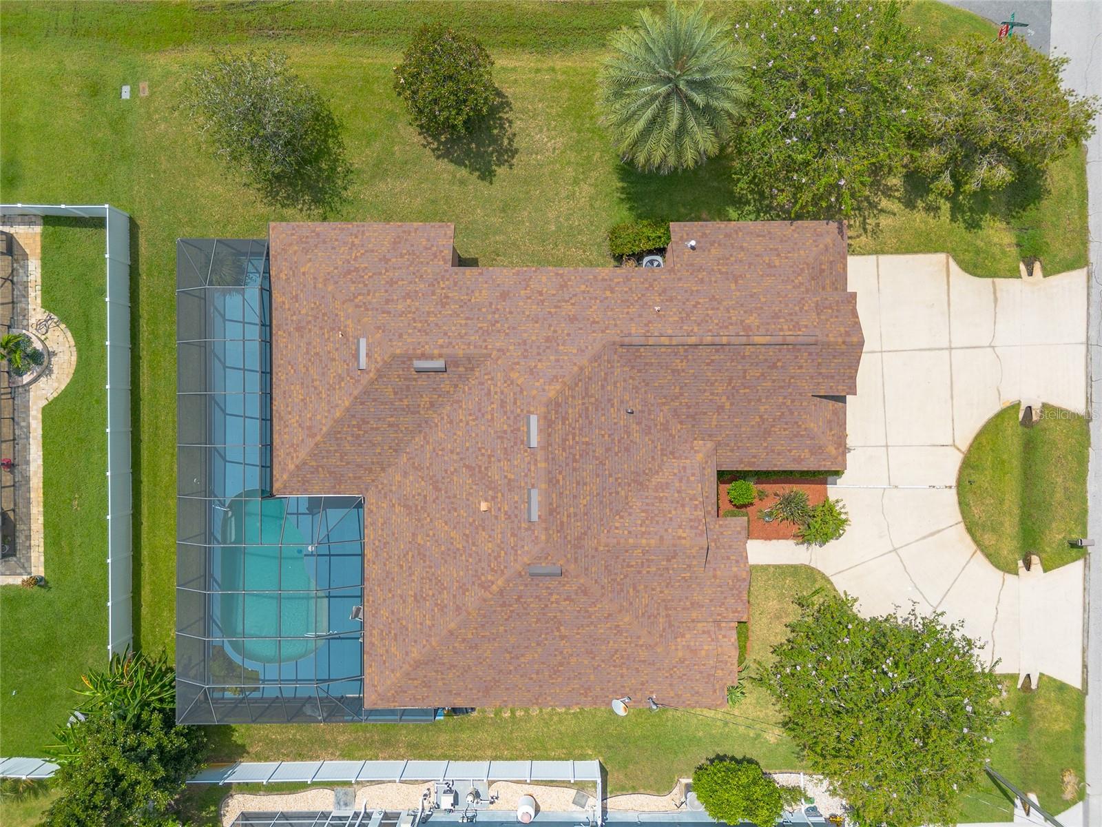 82 LANCELOT DR