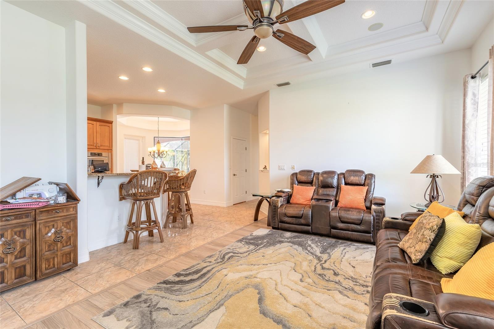 82 LANCELOT DR