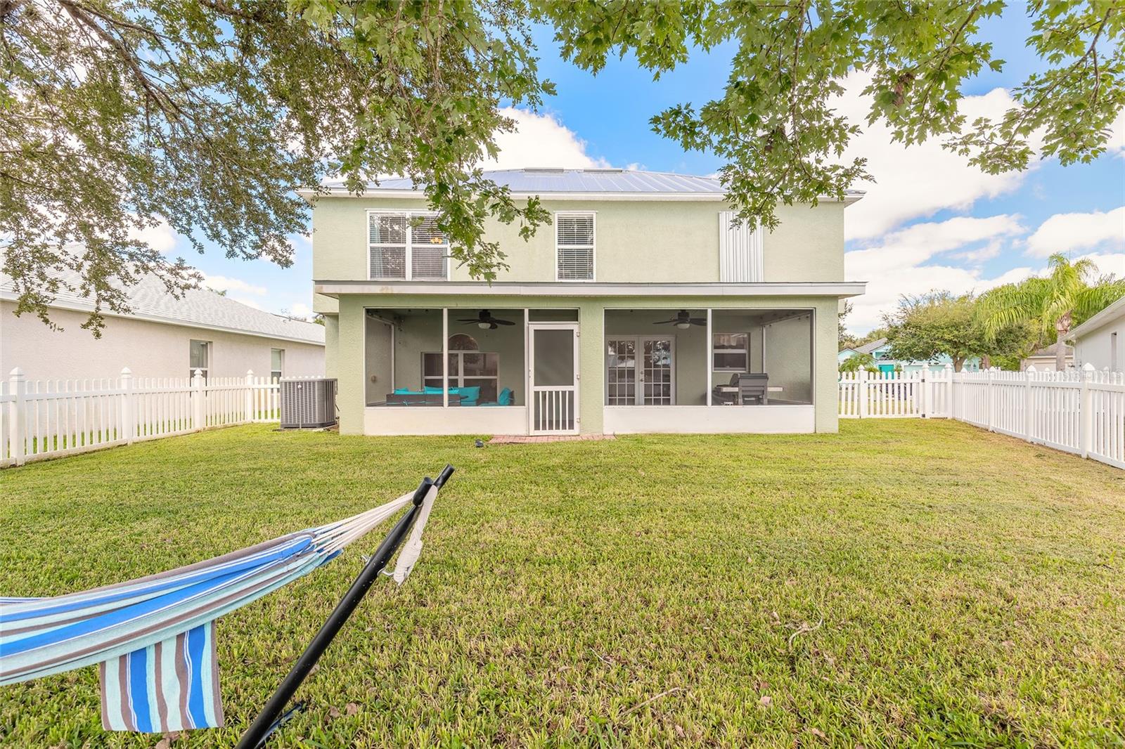216 STONY POINT DR