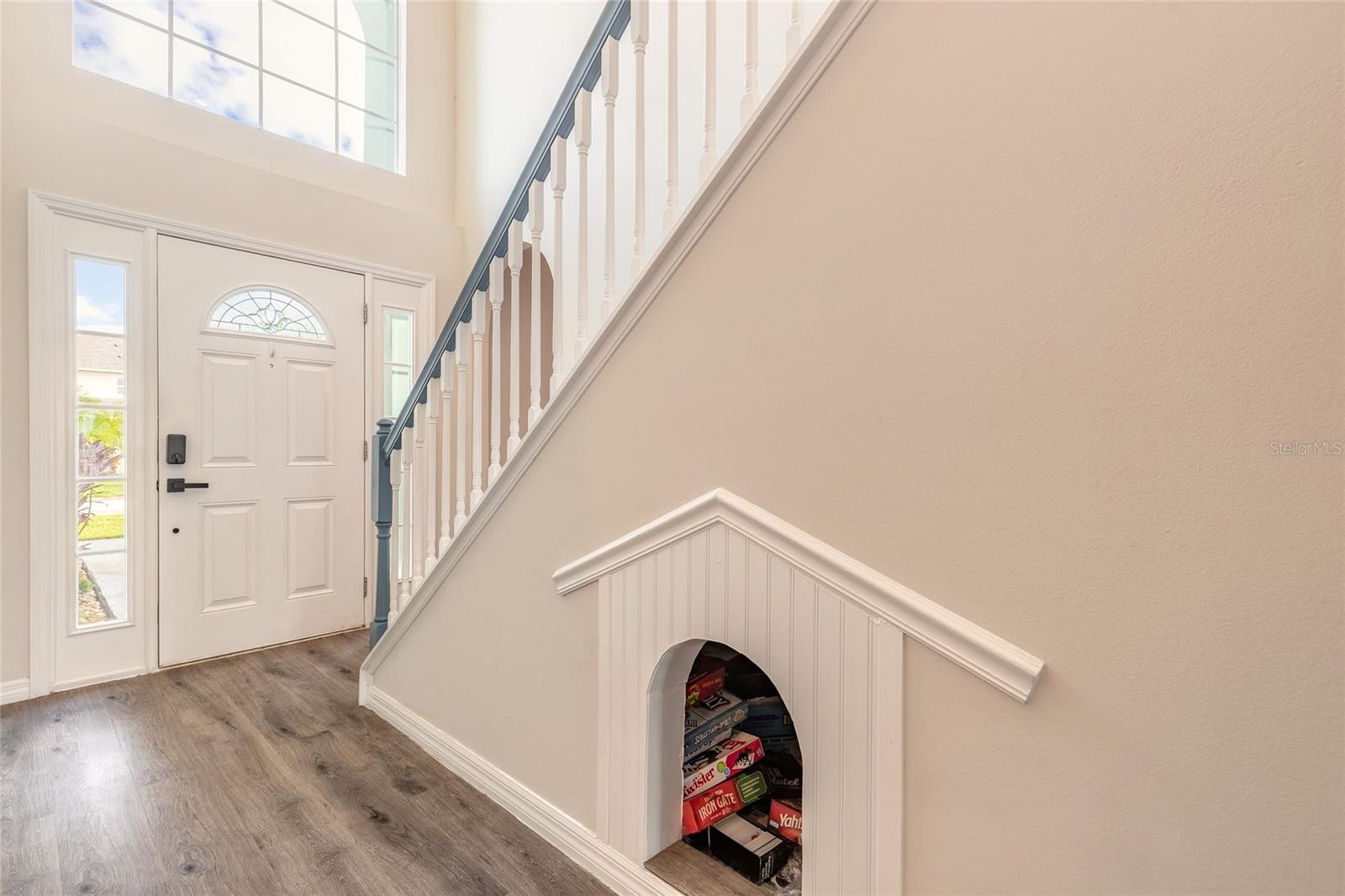 216 STONY POINT DR