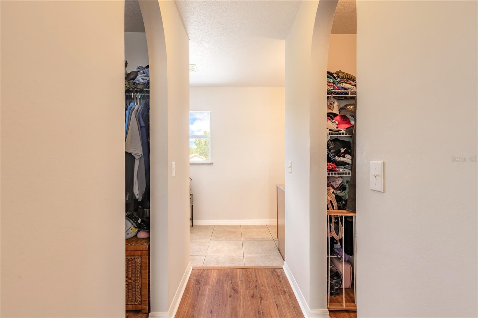 216 STONY POINT DR