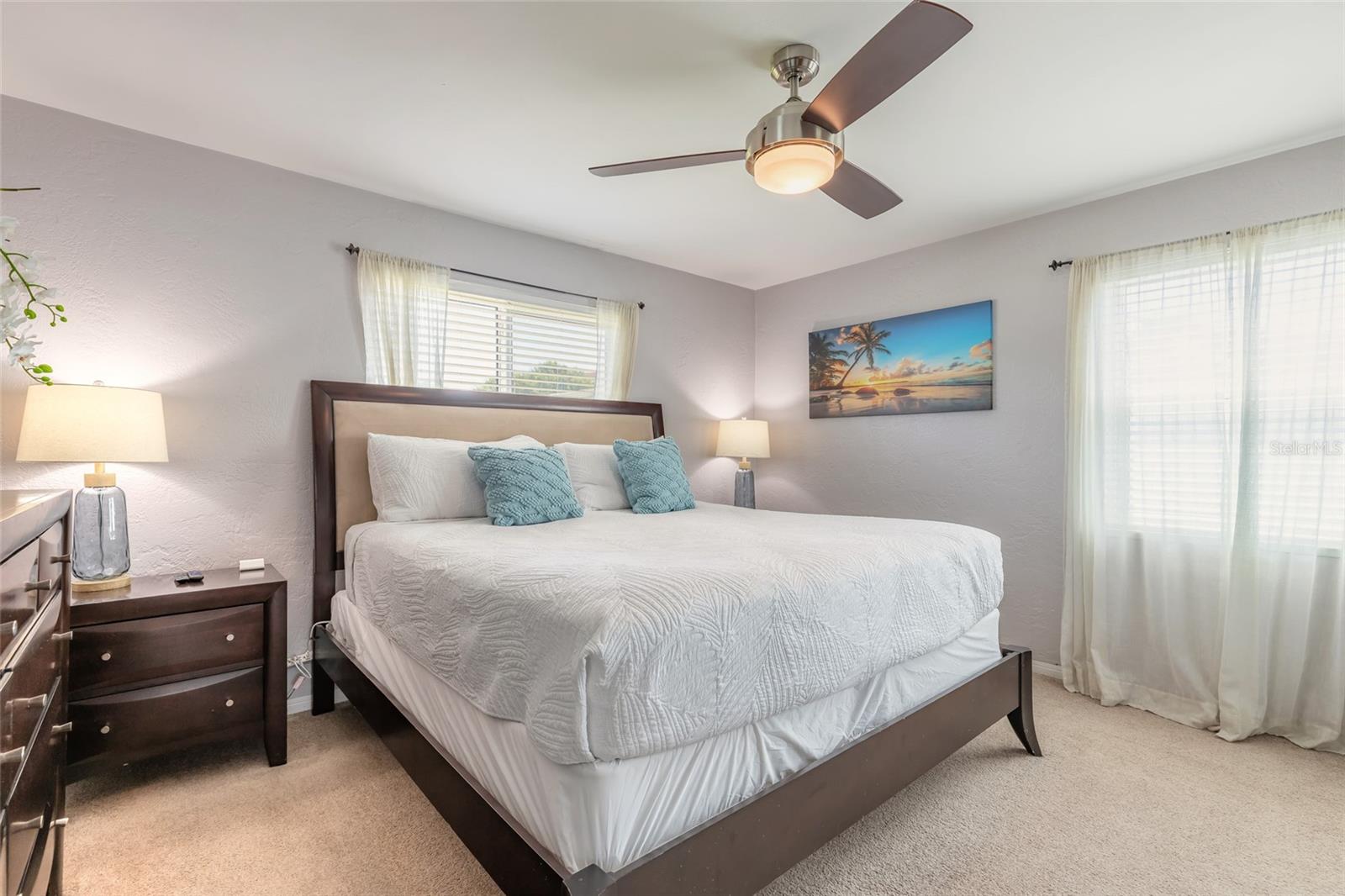 11 TROPICAL DR