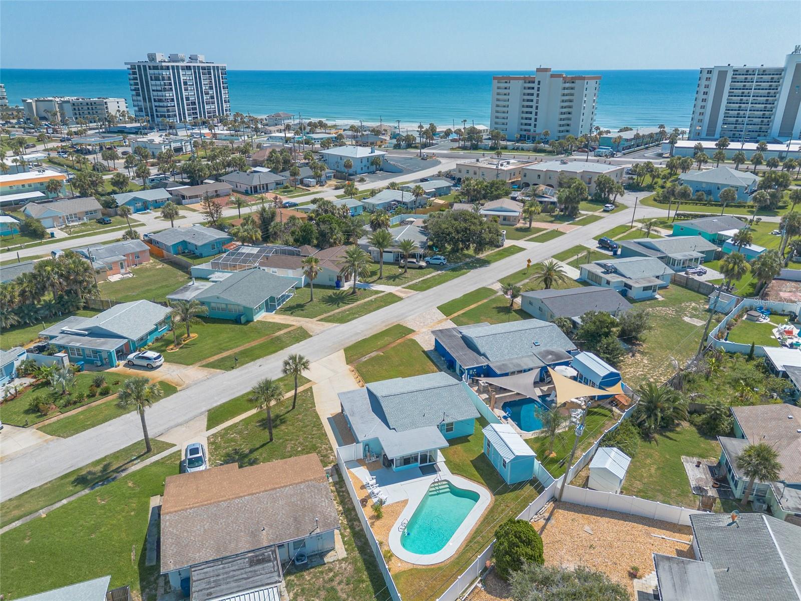 11 TROPICAL DR