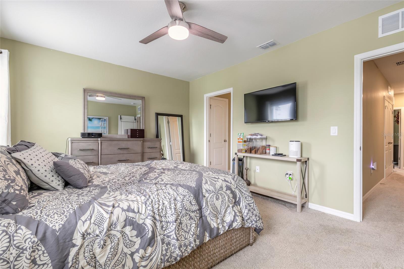 84 BELLA LAGO CIR