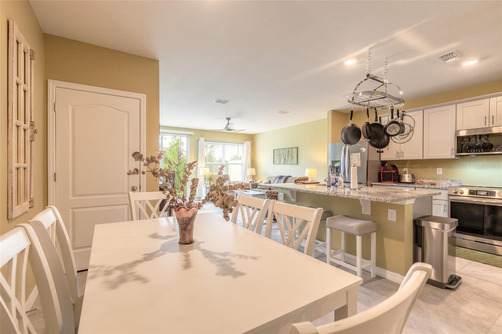 84 BELLA LAGO CIR