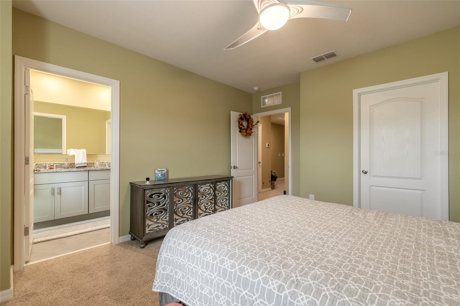 84 BELLA LAGO CIR