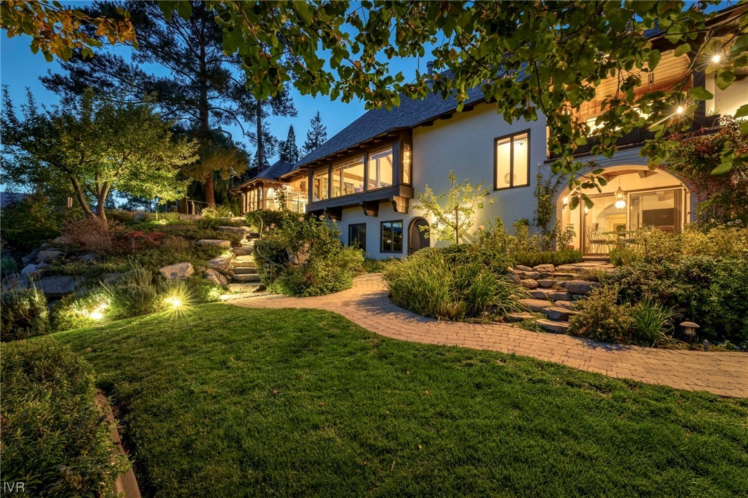 1960 Manzanita Lane