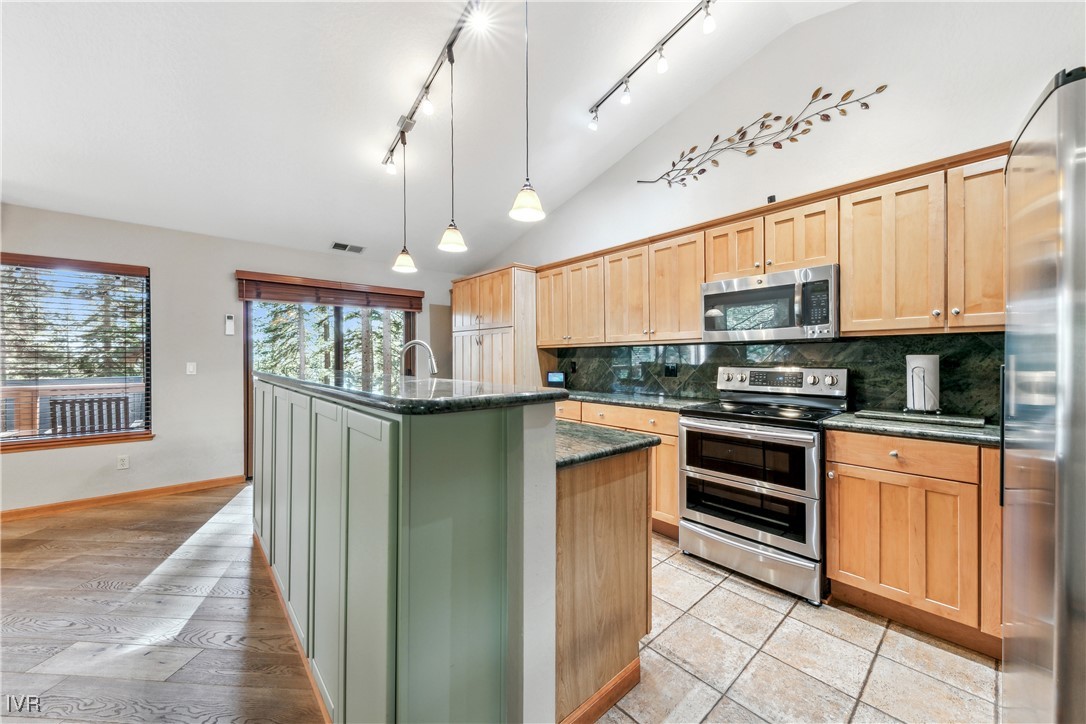 567 Silvertip