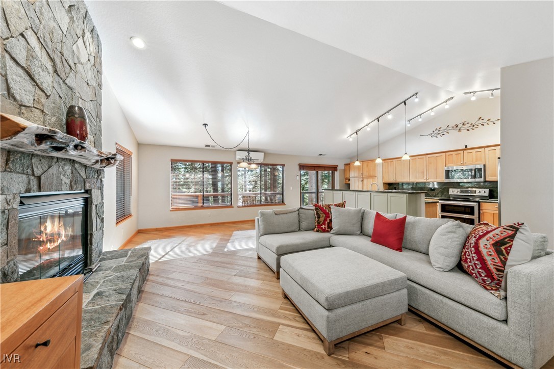 567 Silvertip