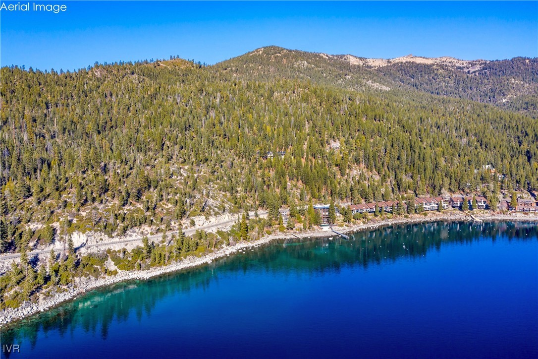 451 Lakeshore Boulevard