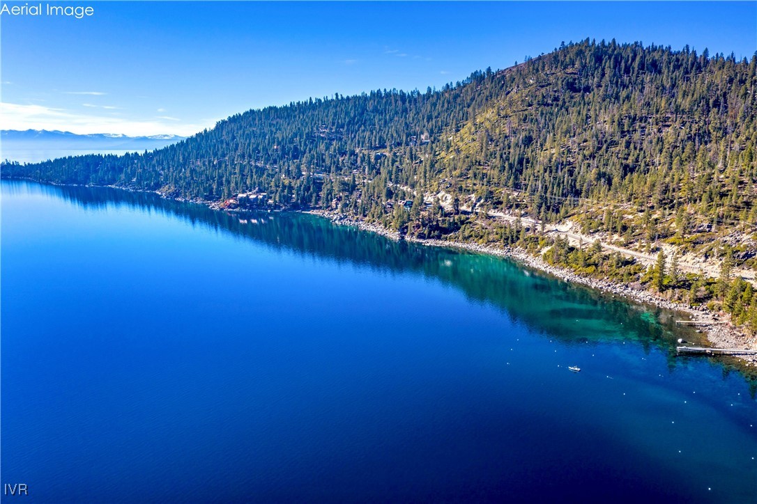 451 Lakeshore Boulevard