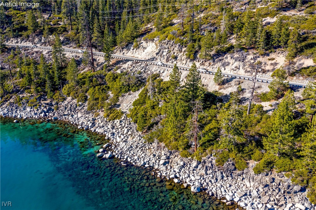 451 Lakeshore Boulevard