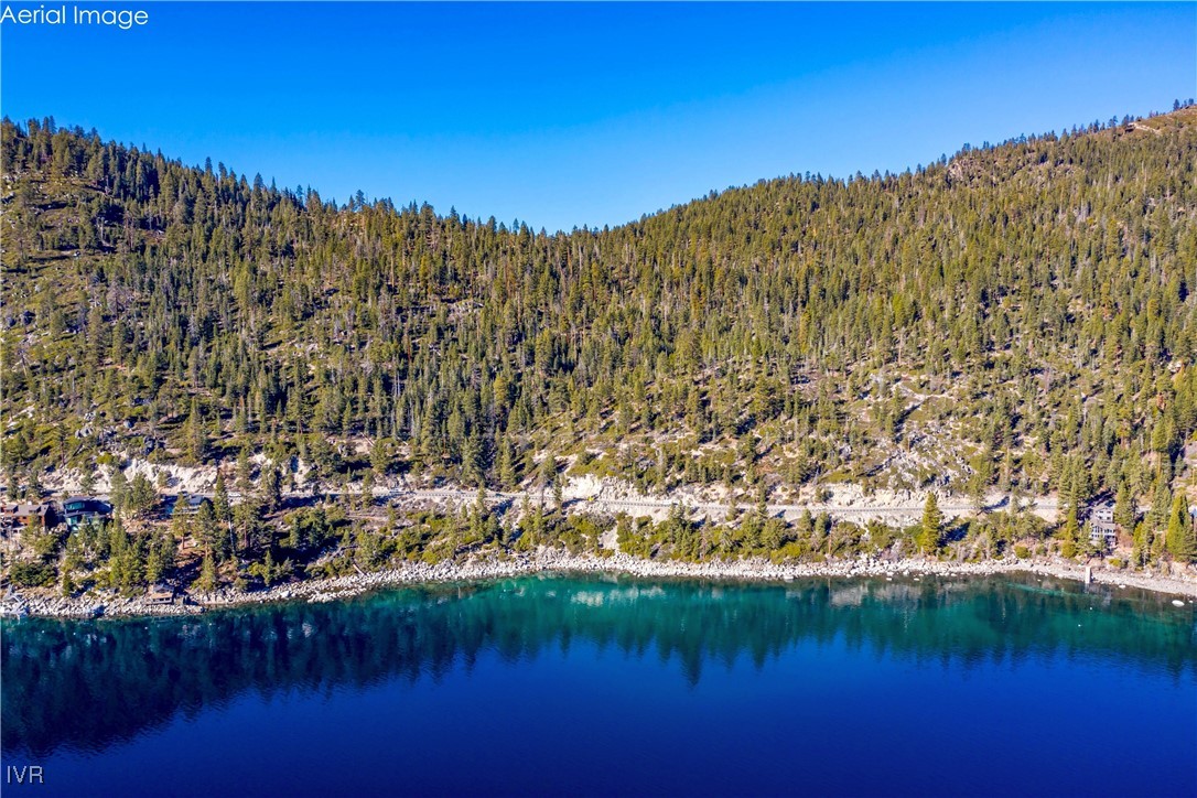 451 Lakeshore Boulevard