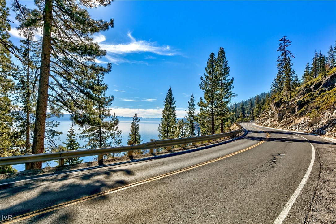 451 Lakeshore Boulevard