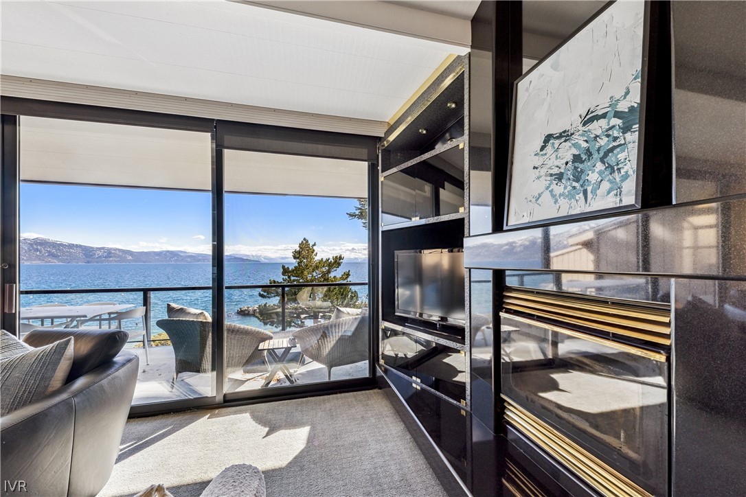 525 Lakeshore Boulevard 41