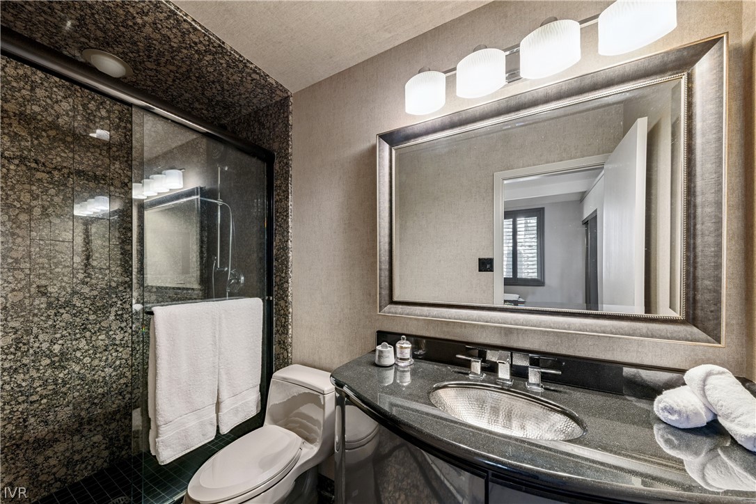 525 Lakeshore Boulevard 41