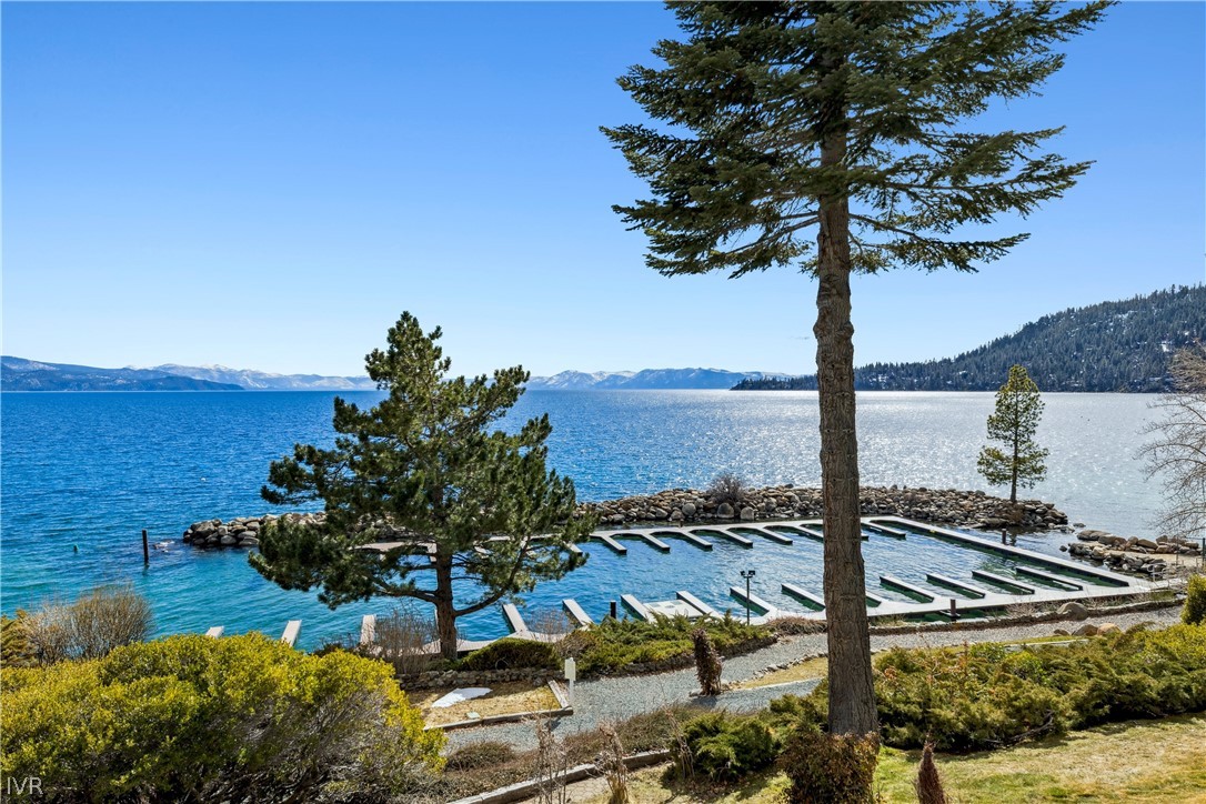525 Lakeshore Boulevard 41