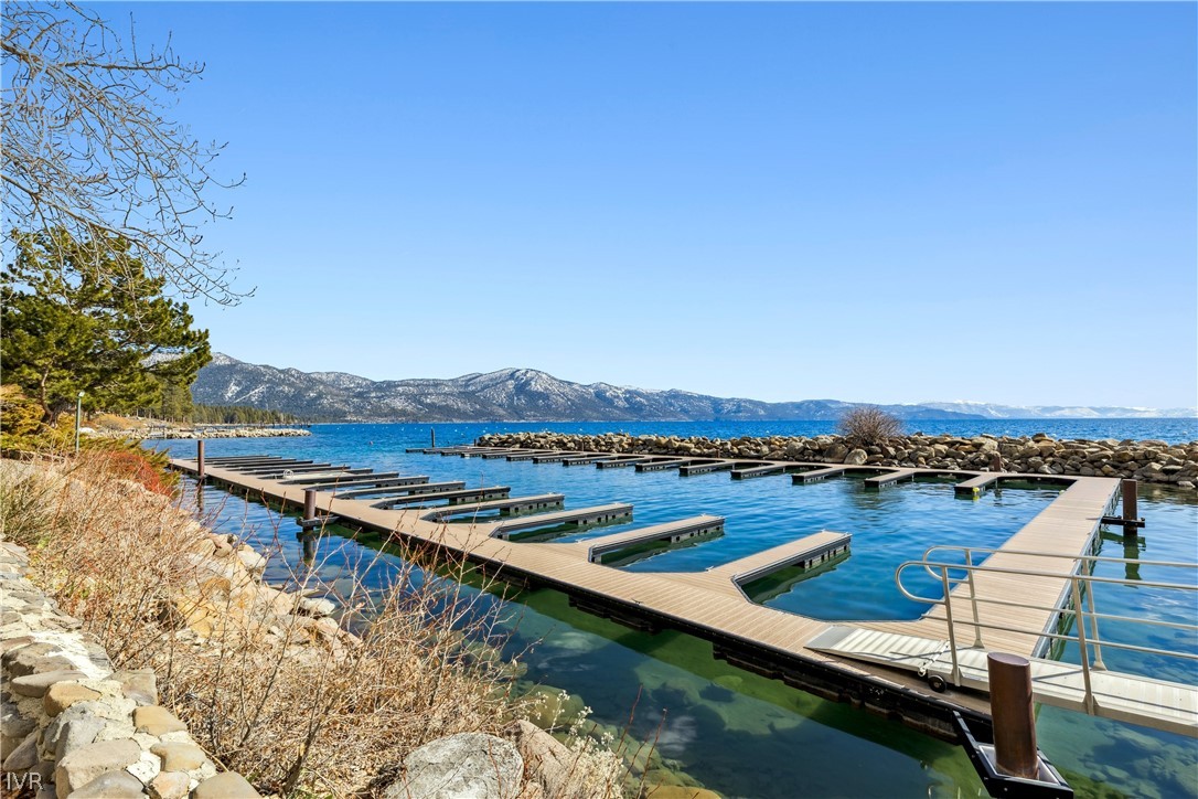 525 Lakeshore Boulevard 41