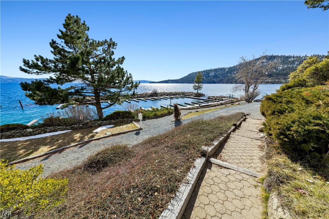 525 Lakeshore Boulevard 41