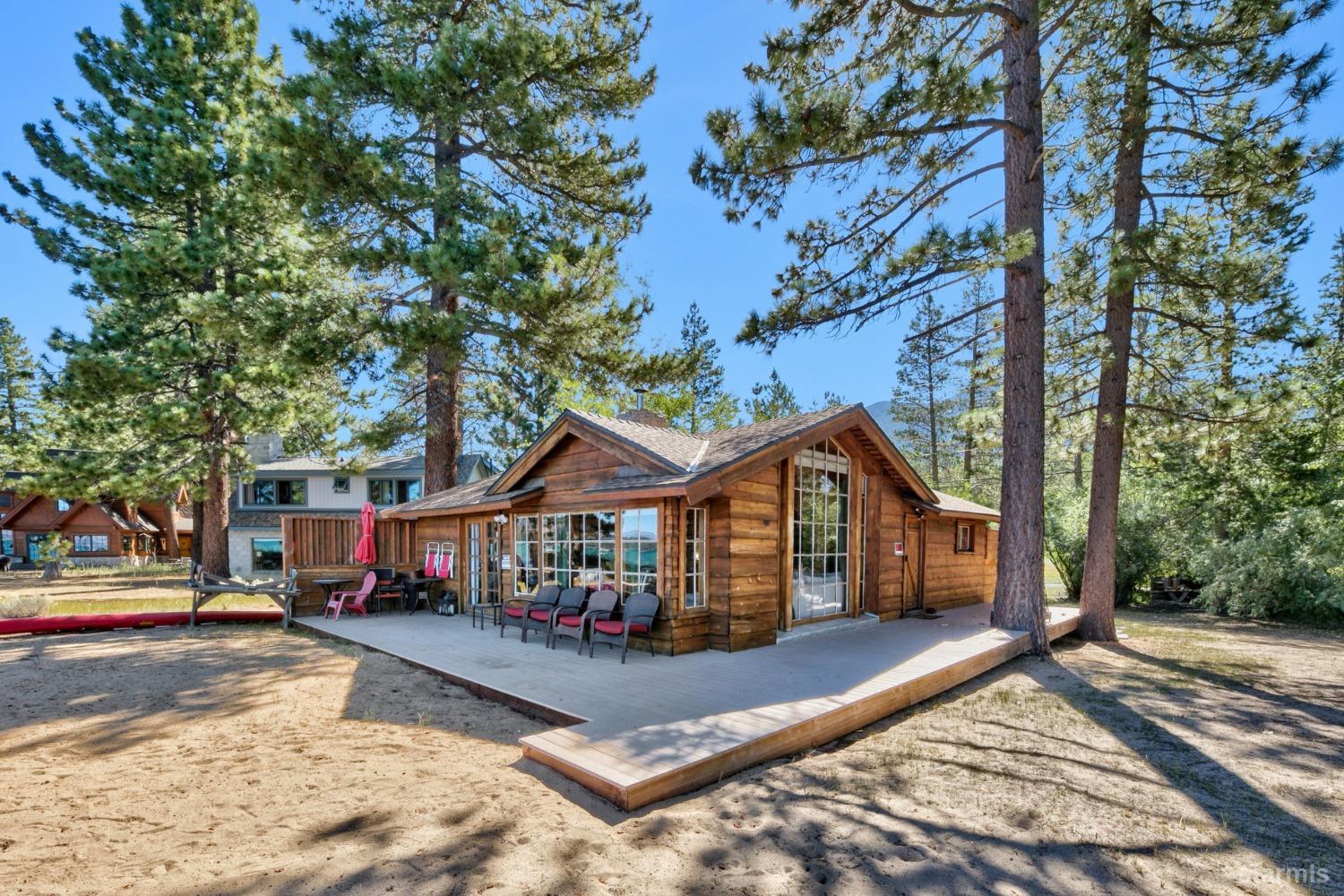 3865 Beach Road