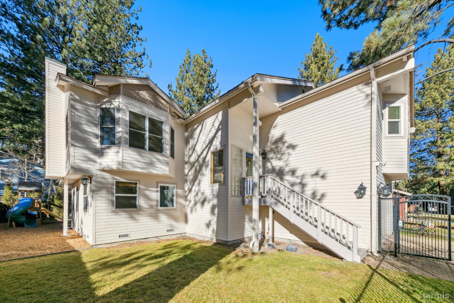 926 Tanglewood Drive