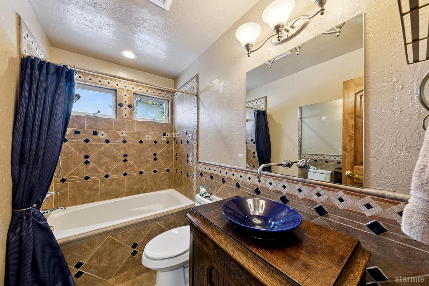 2361 Tolteca Court