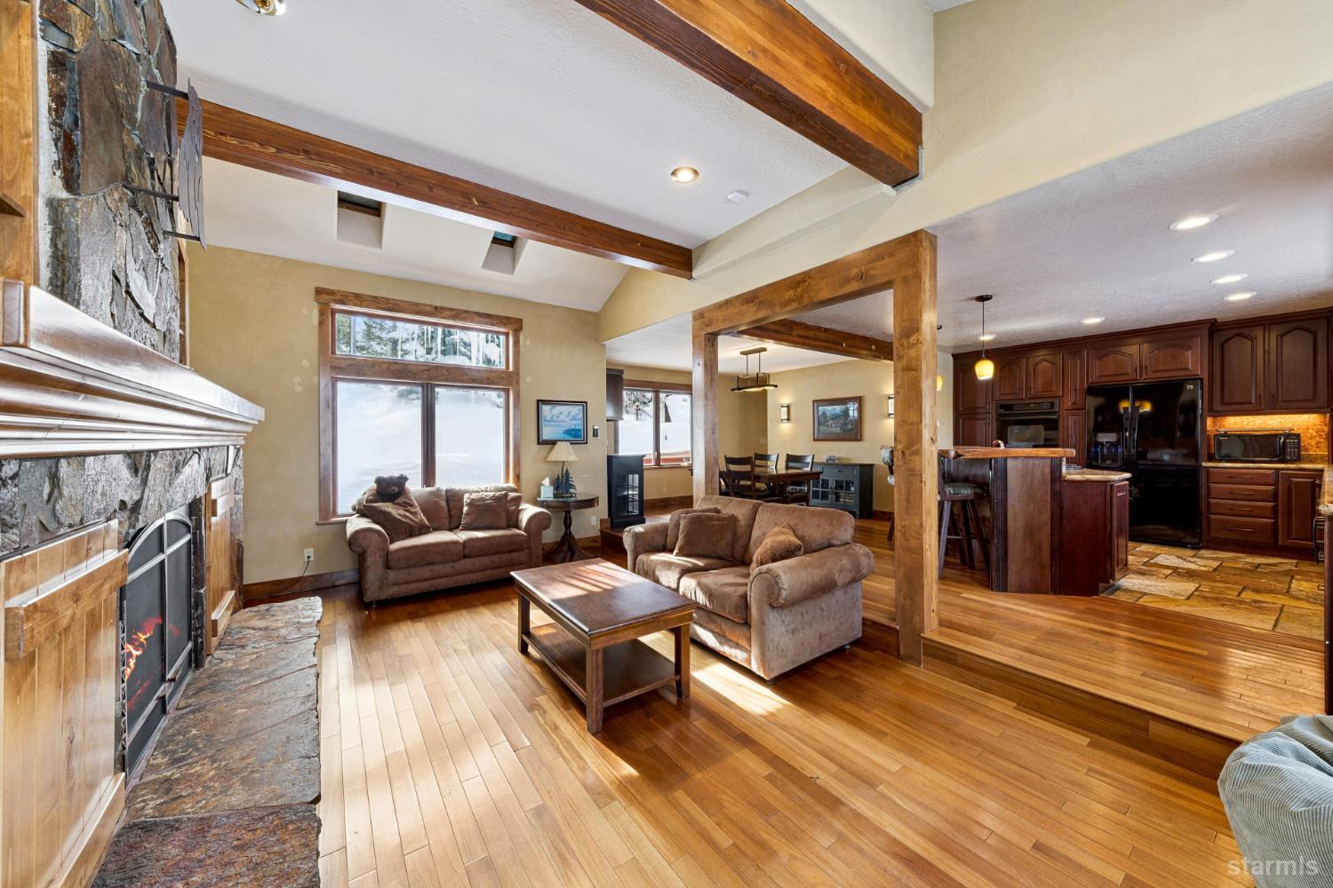2361 Tolteca Court