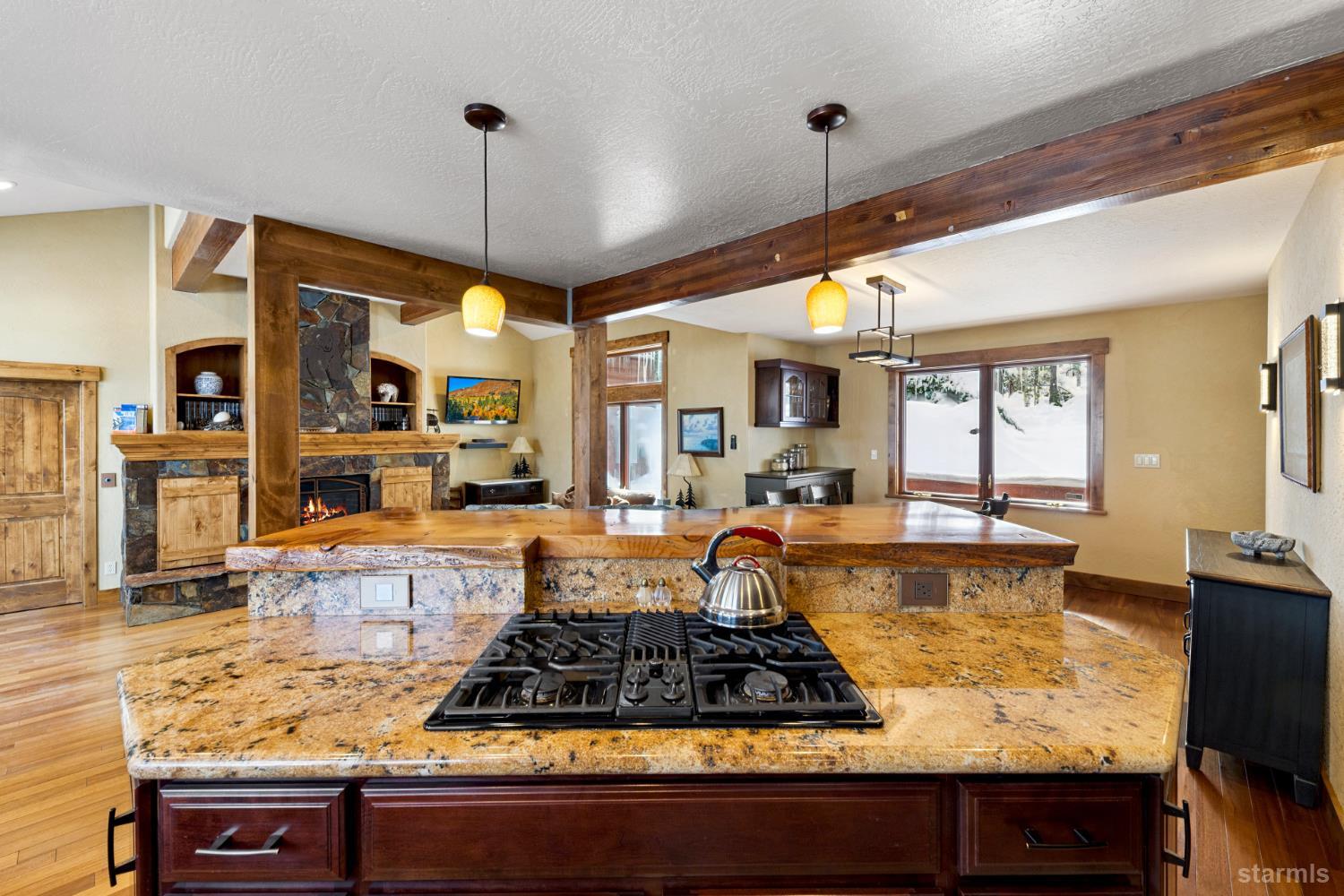 2361 Tolteca Court
