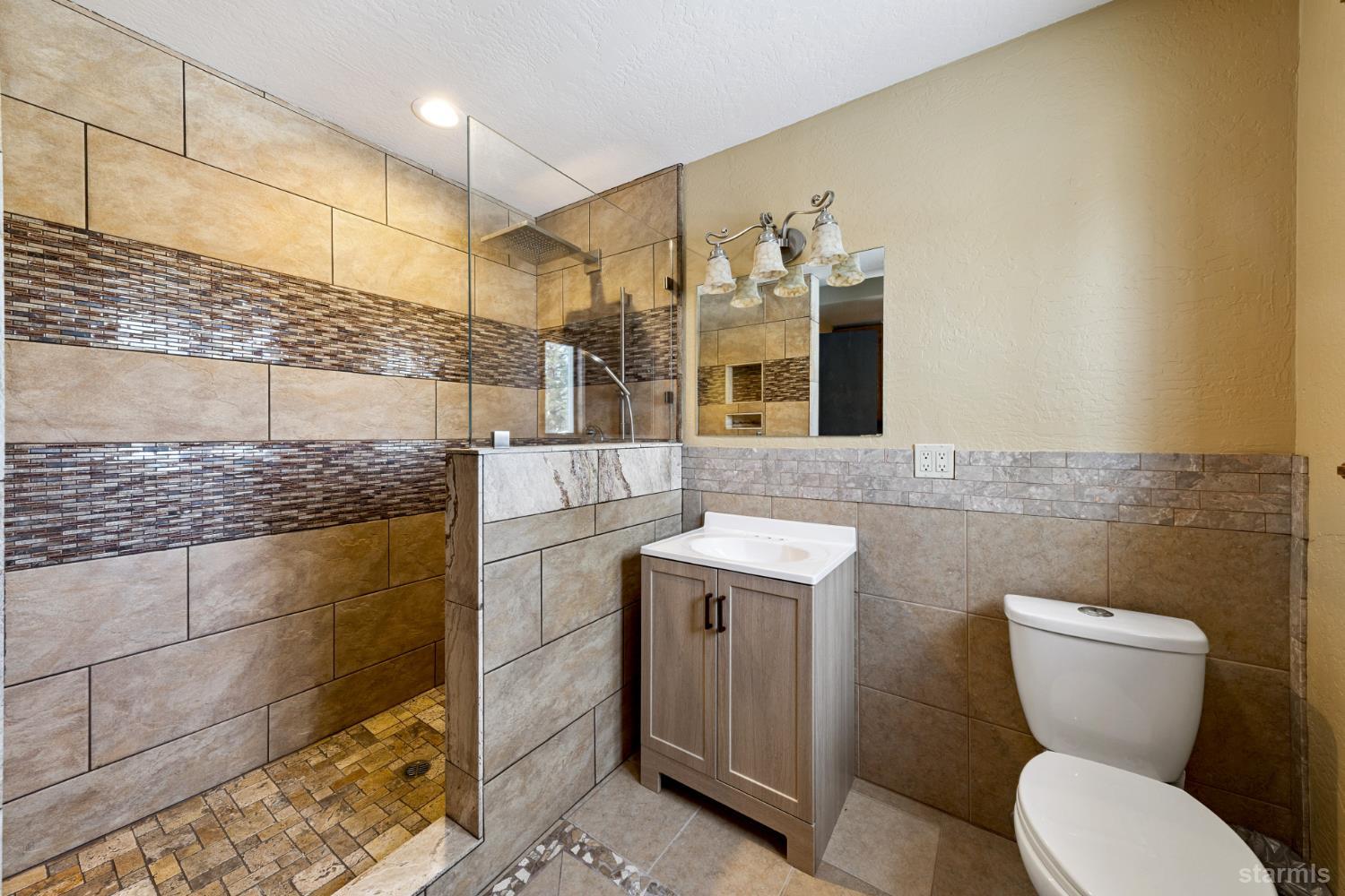 2361 Tolteca Court