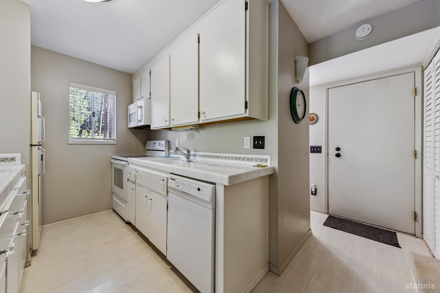 1410 Ski Run Boulevard Unit: 1