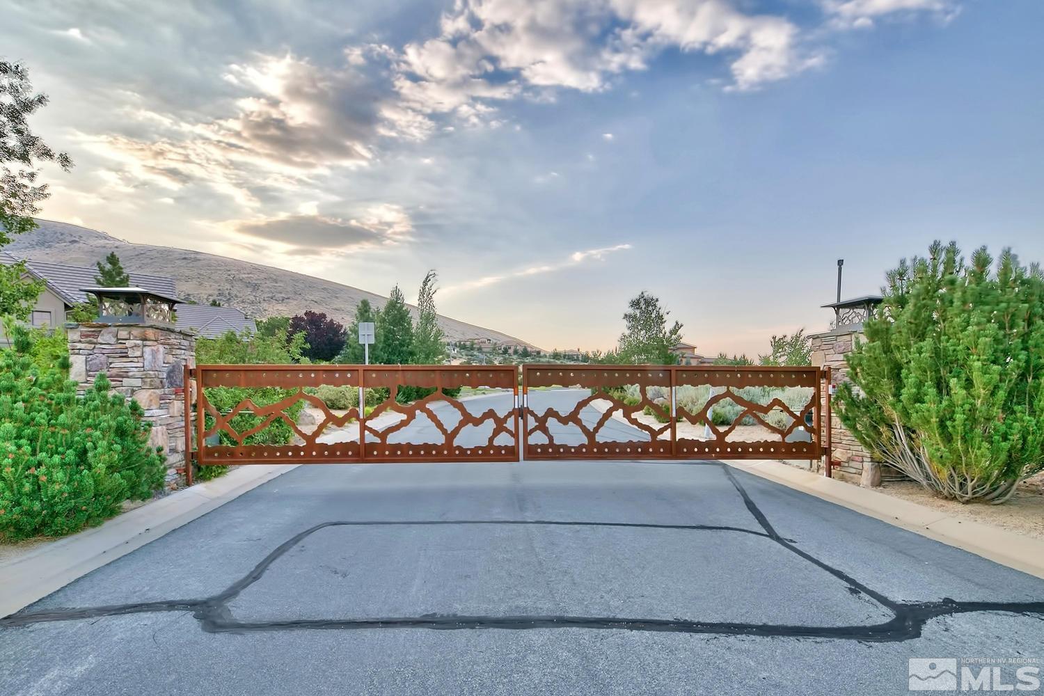6832 Rabbit Brush