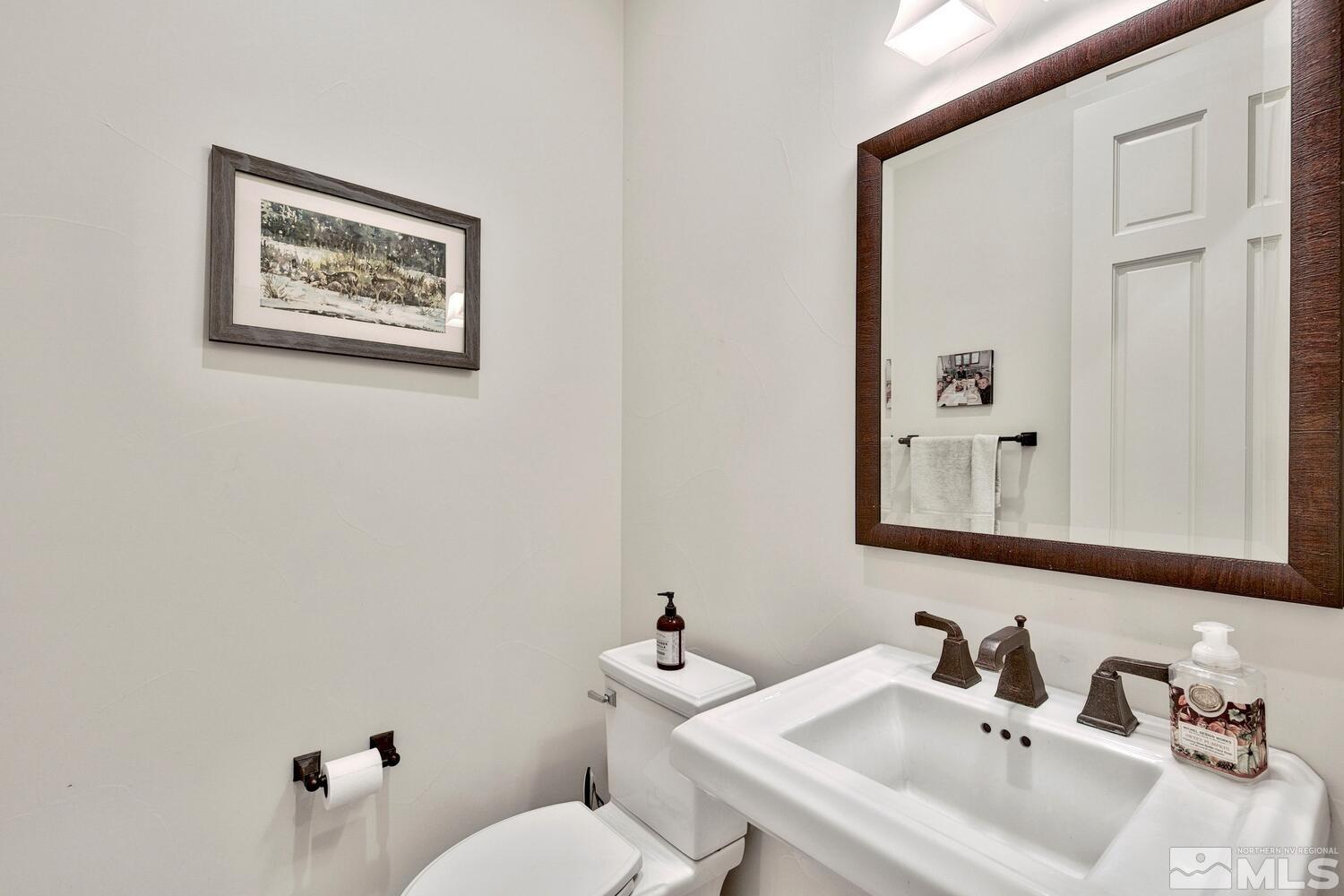 5950 Chambery Circle